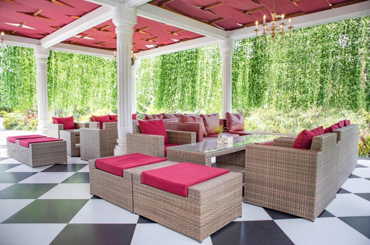 Royal Maharani Payogan Bed & Breakfast อูบุด ภายนอก รูปภาพ