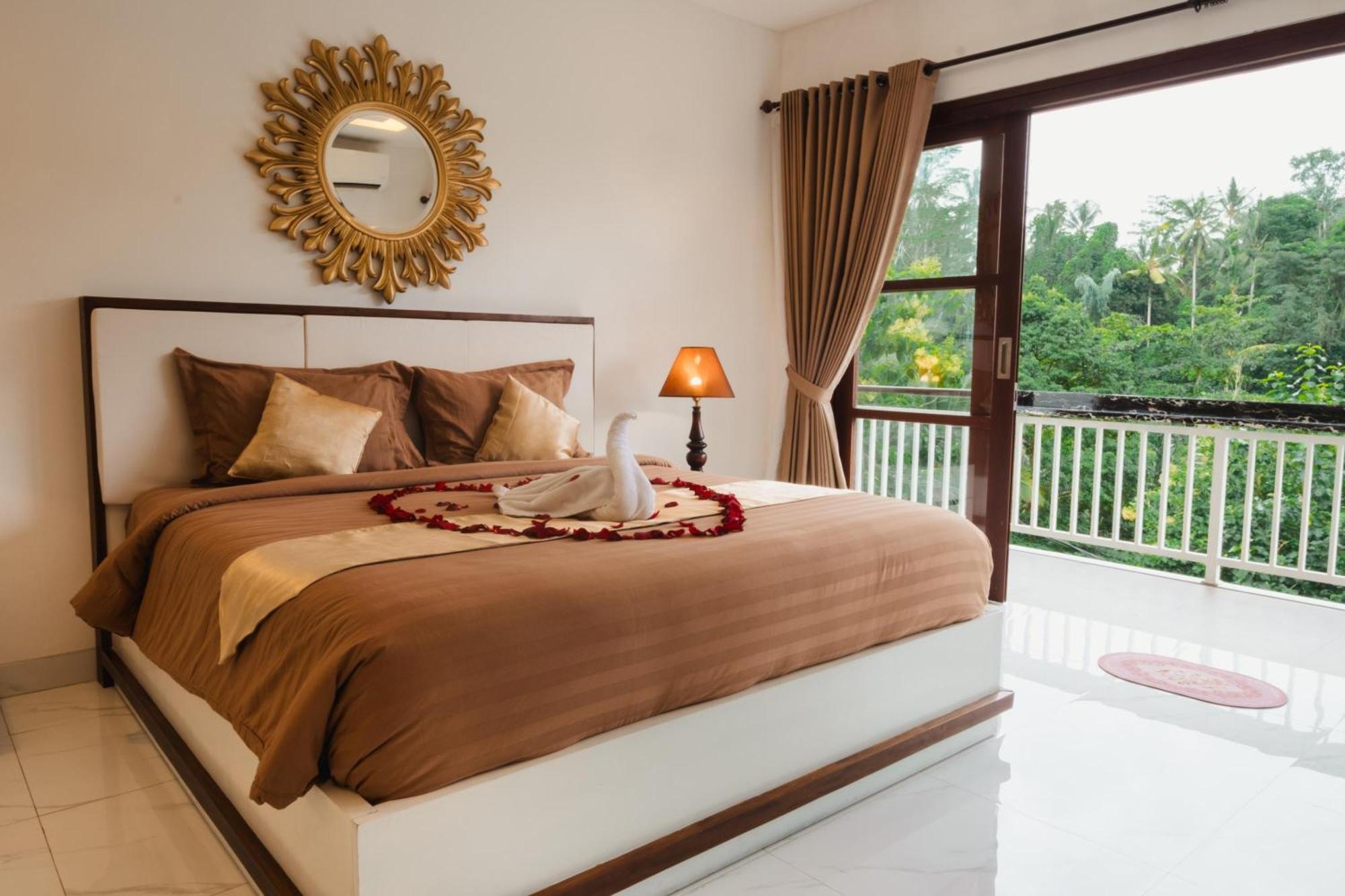 Royal Maharani Payogan Bed & Breakfast อูบุด ภายนอก รูปภาพ